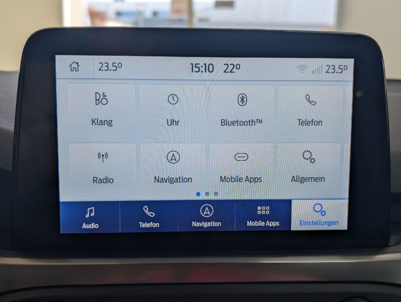 Fahrzeugabbildung Ford Focus Titanium X LED KAMERA SHZ AHK APPLINK TEMP