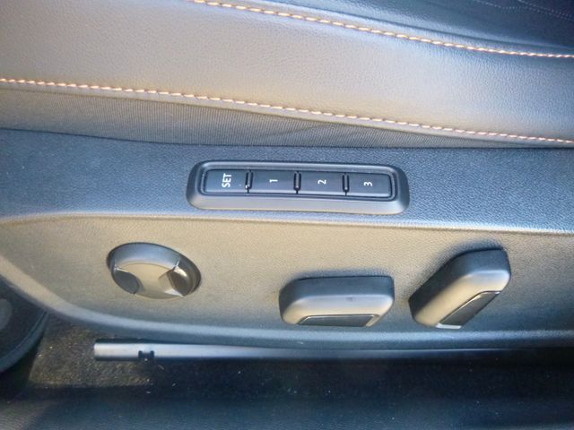 Fahrzeugabbildung Cupra Formentor 1,5 TSI >AUT/LED/NAVI/Kamera/PDC/FullL