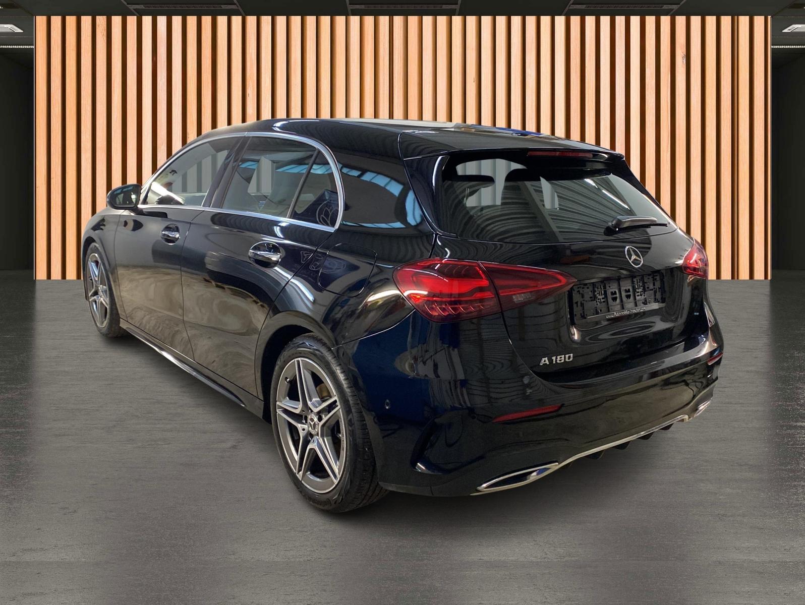 Mercedes-Benz A-Class AMG Line 7G Tronic*Navi*DAB*KeyGo*MBUX*, миниатюра 17