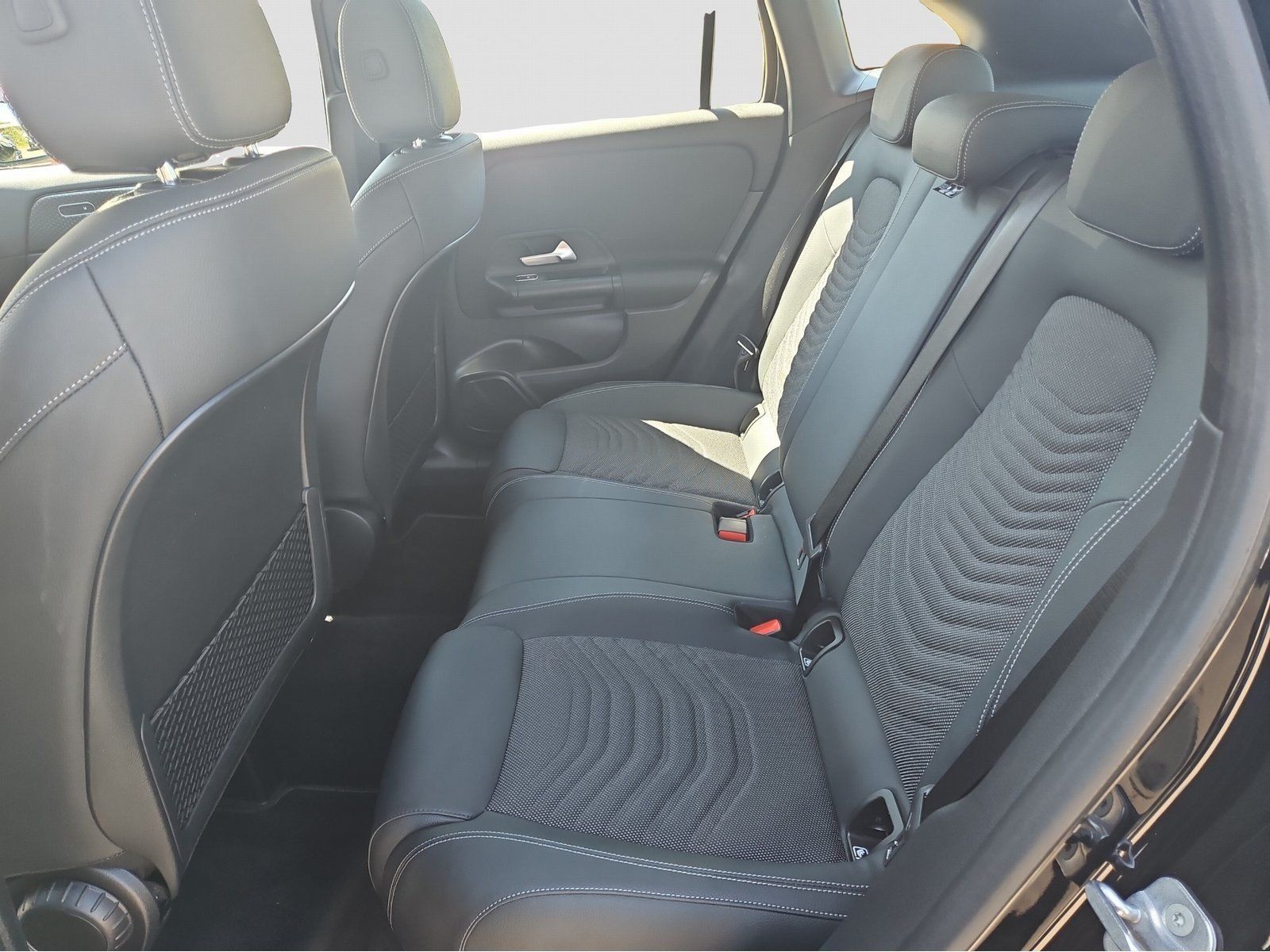 Fahrzeugabbildung Mercedes-Benz GLA 200