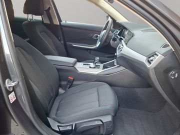 BMW 318 - 12