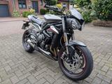 Triumph Street Triple 765 RS -  wenig Kilometer - TRIUMPH STREET TRIPLE 765 RS