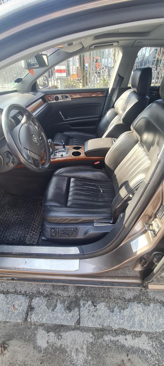 Volkswagen Phaeton 3.0 V6 TDI 4MOTION Tiptronic 5-Sitzer -