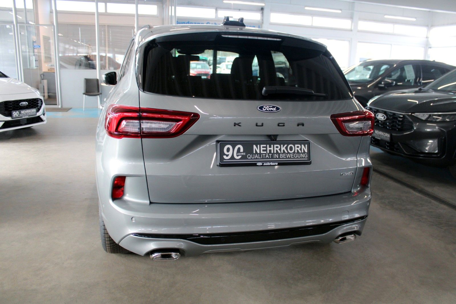 Fahrzeugabbildung Ford Kuga PHEV ST-LINE X NAVI Kamera Winter Paket