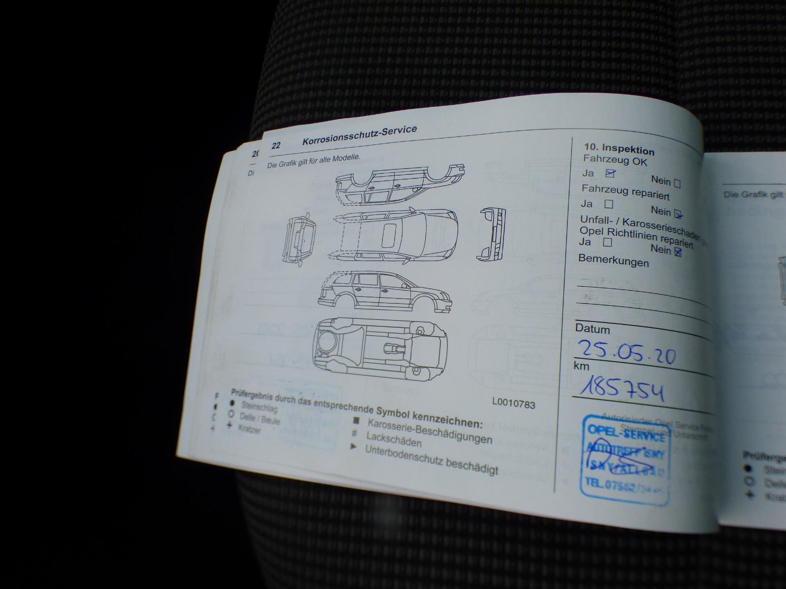 Opel Insignia 2012 — photo 36