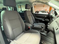 VW Touran Conceptline|7-Sitzer|SHZ|PDC|Klimaanlage VW Touran Conceptline|7-Sitzer|SHZ|PDC|Klimaanlage