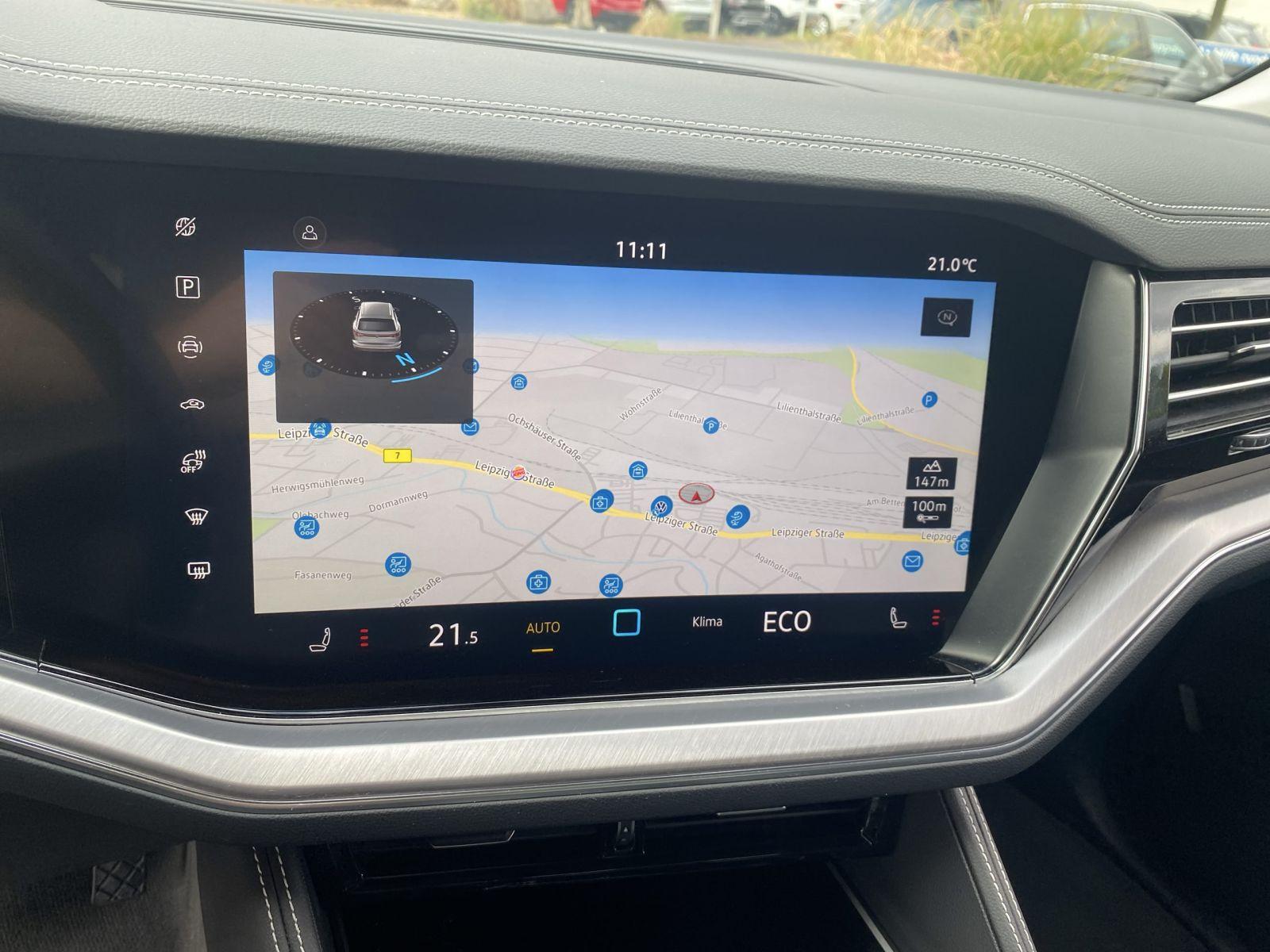 Volkswagen Touareg 3.0 TDI Navi Leder AHK ACC Luftfederung