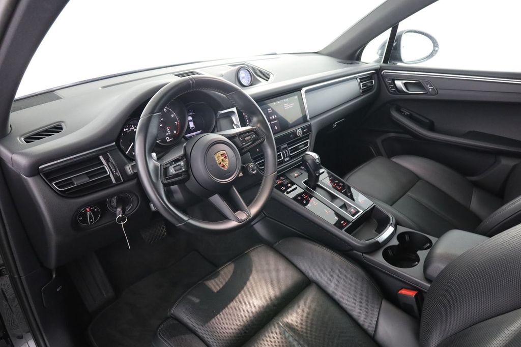 Image of Porsche Macan