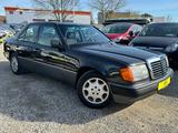 Mercedes-Benz 124 E 300*Aut.*1.HD**S-Dach*Klima*TÜV NEU - Mercedes-Benz E-Klasse A124