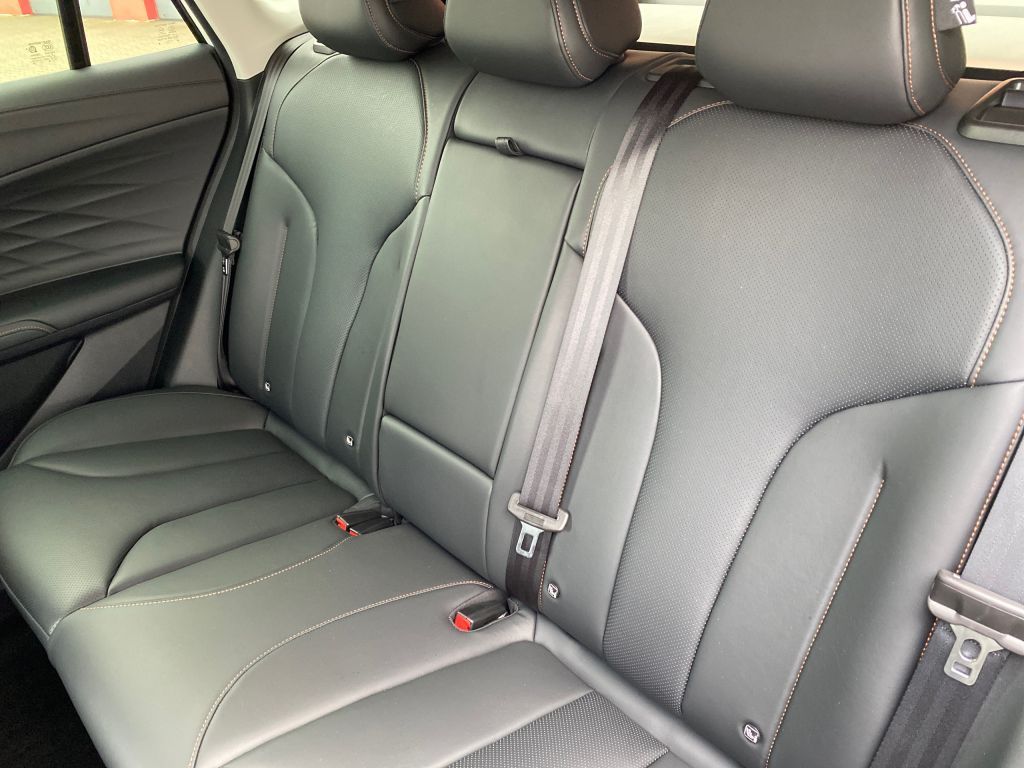 Fahrzeugabbildung MG HS 1.5T Automatik Luxury *Allwetter*LED*Cam*