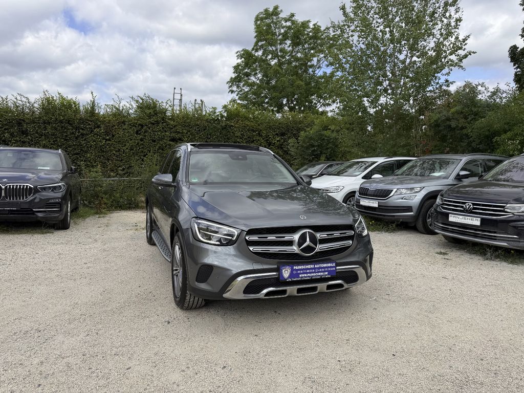 Image of Mercedes-Benz GLC 220