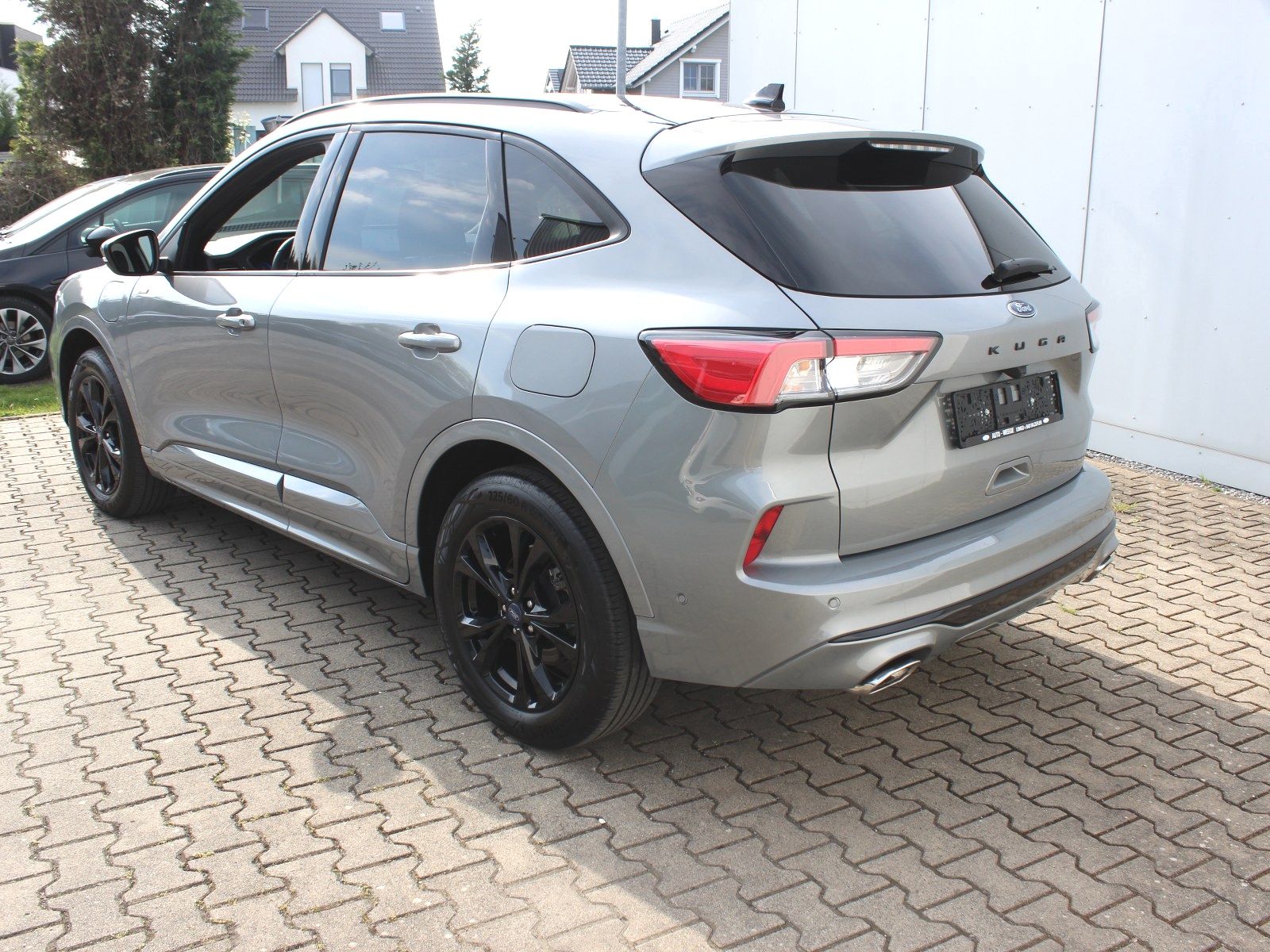 Fahrzeugabbildung Ford Kuga Plug-In Hybrid ST-Line 2,5 Duratec