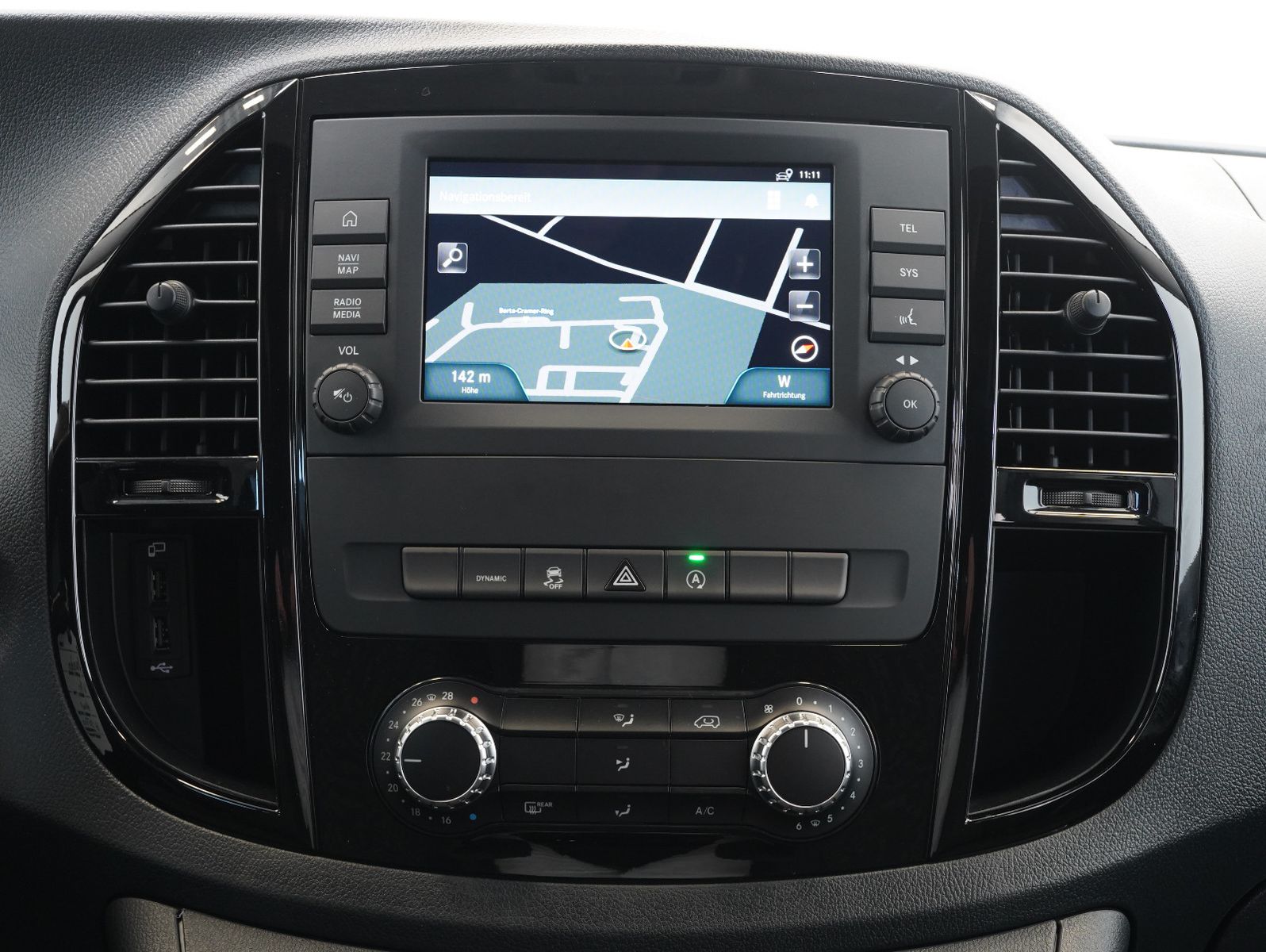 Fahrzeugabbildung Mercedes-Benz Vito Tourer 119 CDI Pro 4x4 lang PÖSSL/KÜCHE