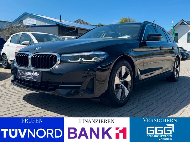BMW 520i 190PS Touring LCI *Cam*Carplay*