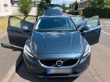 Volvo V40 T2 Momentum, Topzustand, Automat... - Volvo V40 mit Benzin-Antrieb: Limousine, Momentum