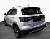 Volkswagen T-Cross United 1.5 TSI DSG APP Kamera ACC SiHz - silberne Volkswagen T-Cross