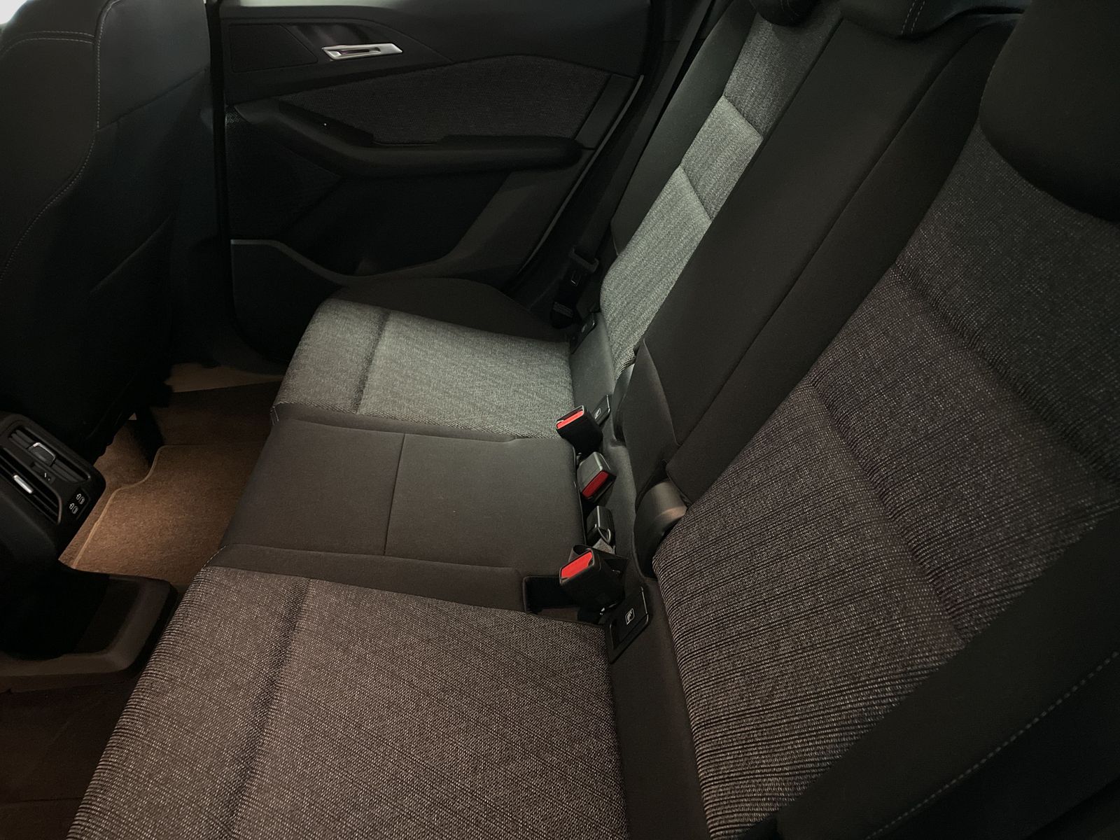 BMW 220 Active Tourer - Bild 13