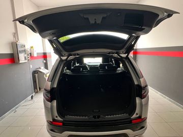 Land-Rover Discovery Sport - 11