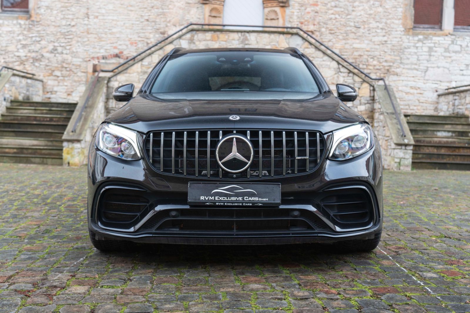 Fahrzeugabbildung Mercedes-Benz GLC 63 AMG 4MATIC BURMESTER ACC 360° NIGHT KAM
