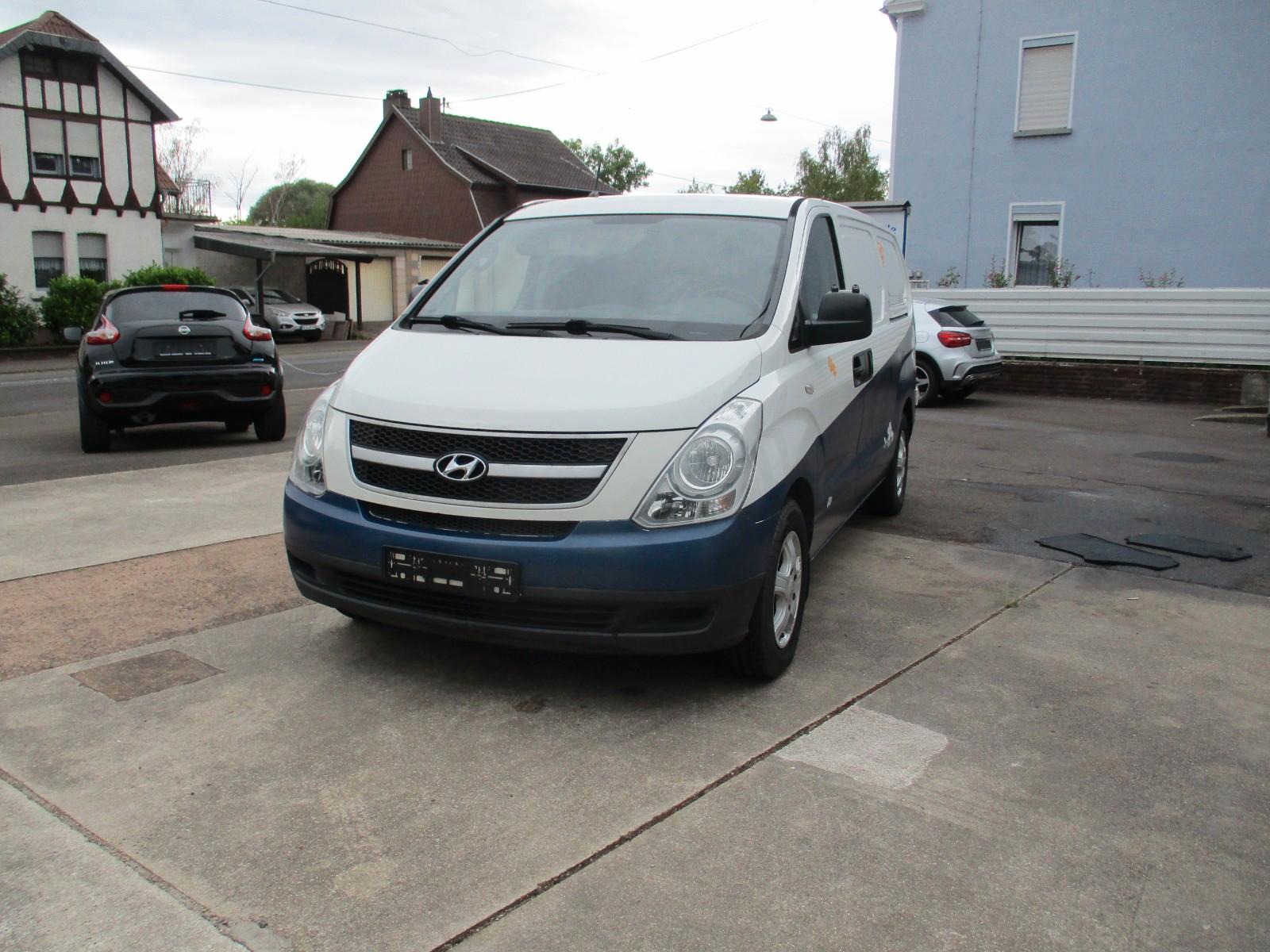 Hyundai H-1 Kasten UMGEBAUT ALS WOHNMOBIL