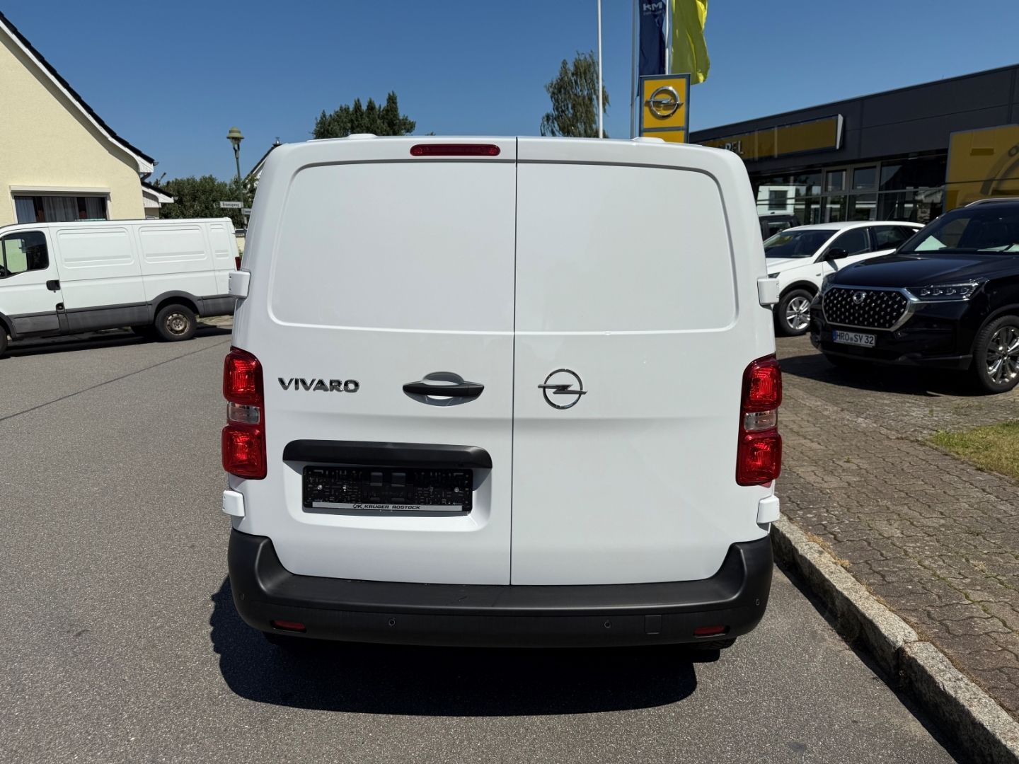 Fahrzeugabbildung Opel Vivaro Kasten Edition L2 2.0 Kamera+PDC+Carplay