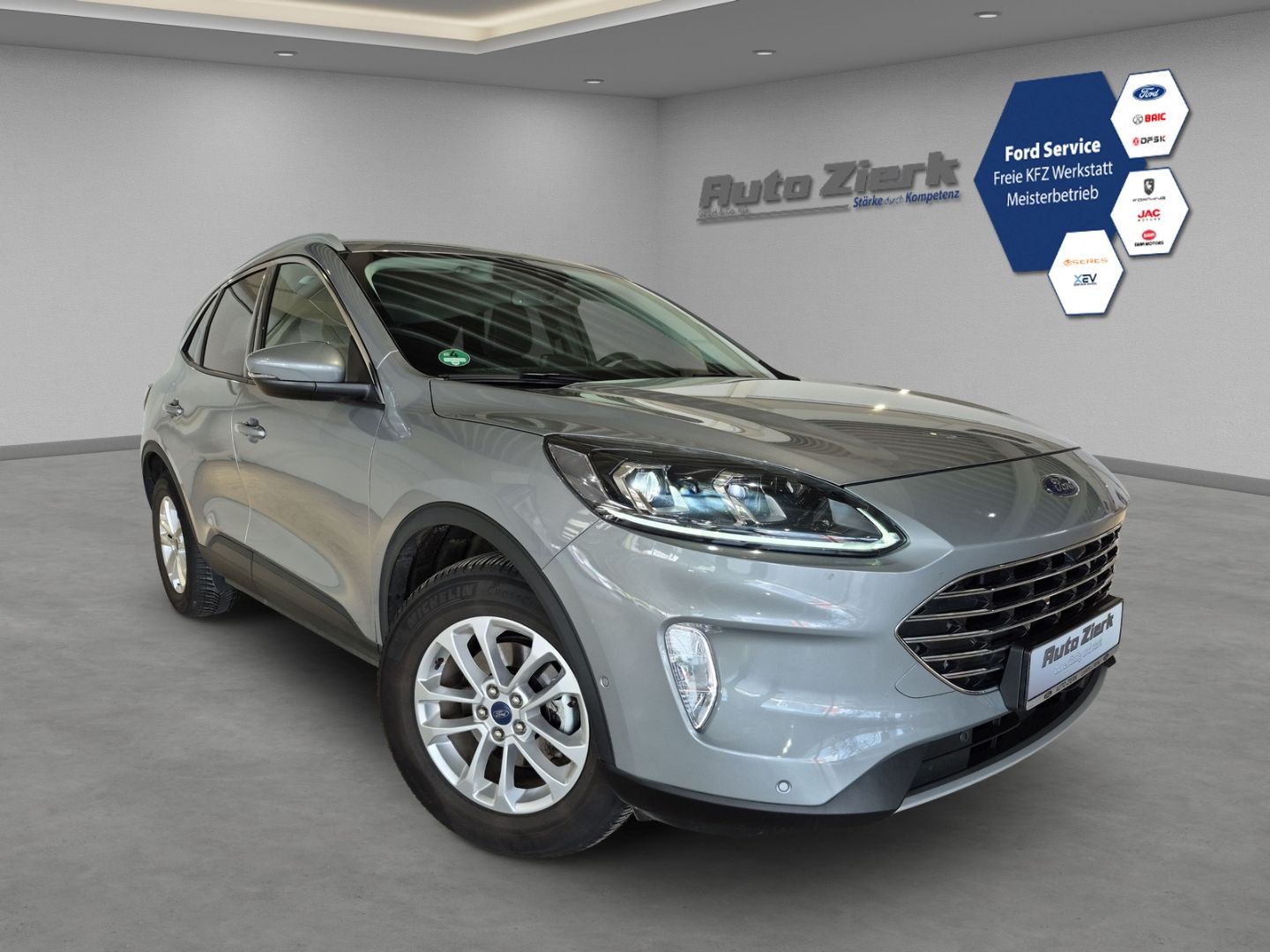 Ford Kuga Plug-In Hybrid Titanium adapt. LED-SW AHK s imagem 3