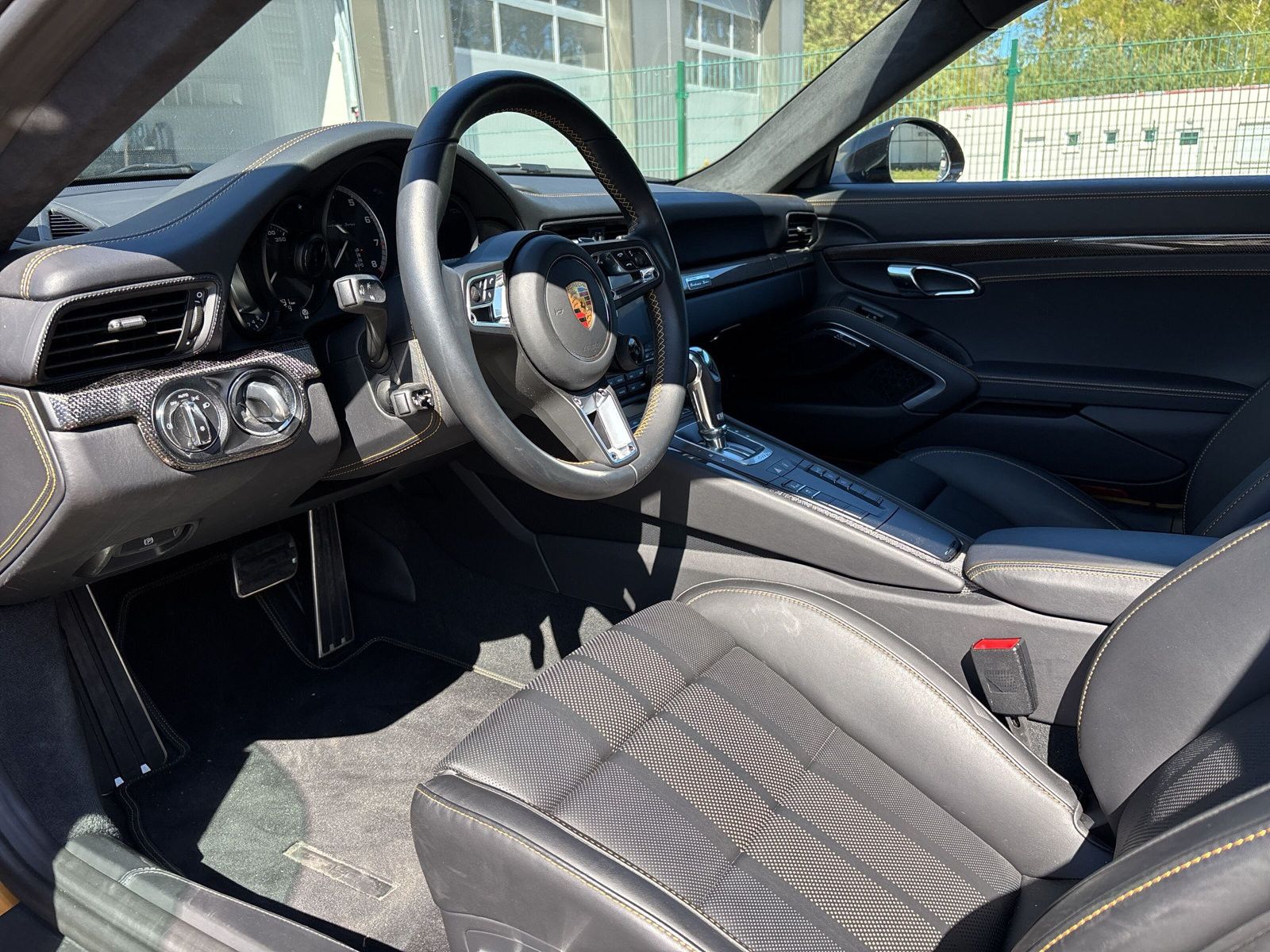 Fahrzeugabbildung Porsche 911 Turbo S Exclusive Series 309/500 - Vollausst