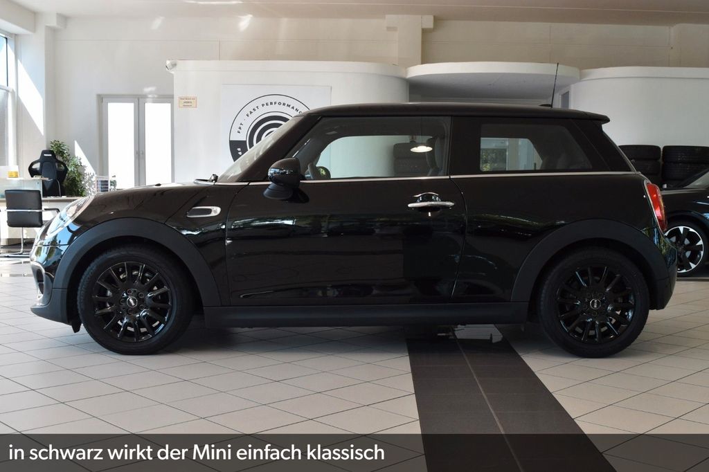 MINI ONE (F56)~Automatik~Teilleder~Chili~LED~Klimaaut MINI ONE (F56)~Automatik~Teilleder~Chili~LED~Klimaaut
