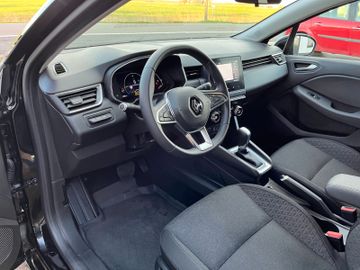 Renault Clio V Experience E-Tech 140