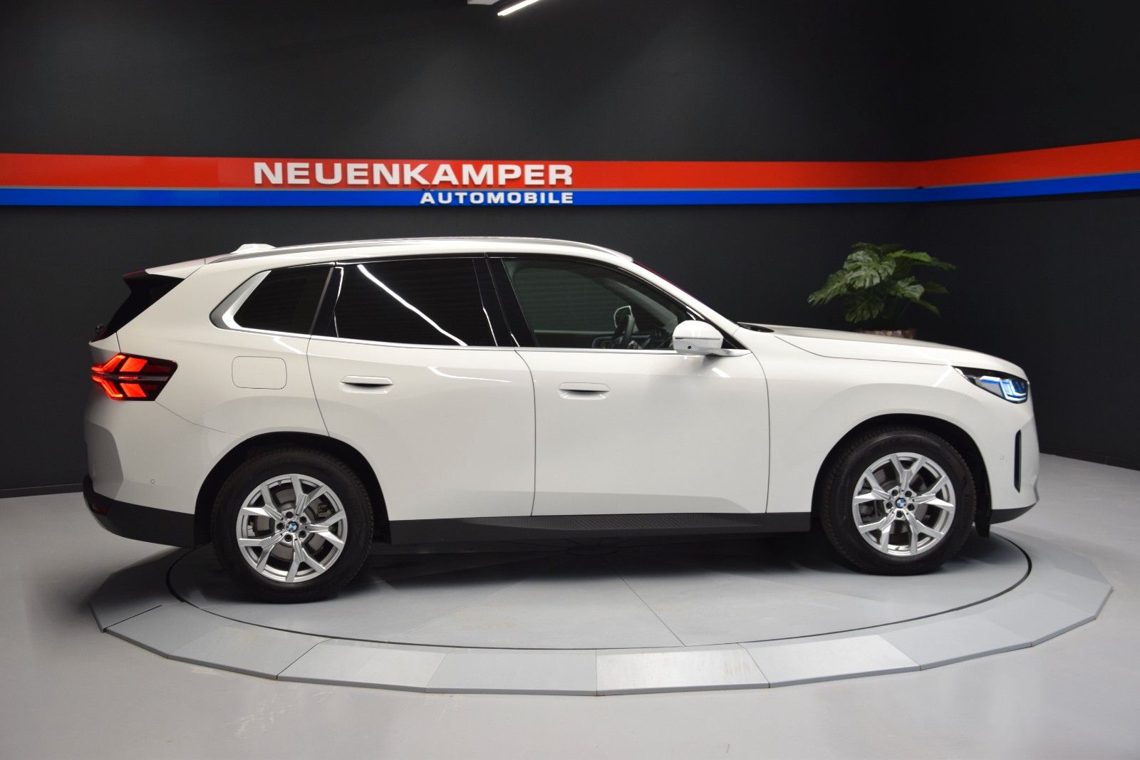 Fahrzeugabbildung BMW X3 20 d xDrive Memory HuD Leder el.Hklappe 360°