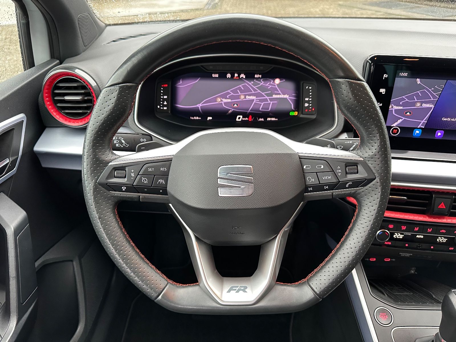 Fahrzeugabbildung SEAT Arona FR 1.5 TSI DSG Navi/LED/ACC/Dinamica