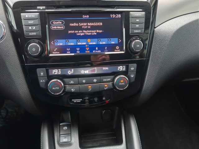 Nissan Qashqai N-Connecta*Navi*AHK*SHZ*360-Grad-Kamera*