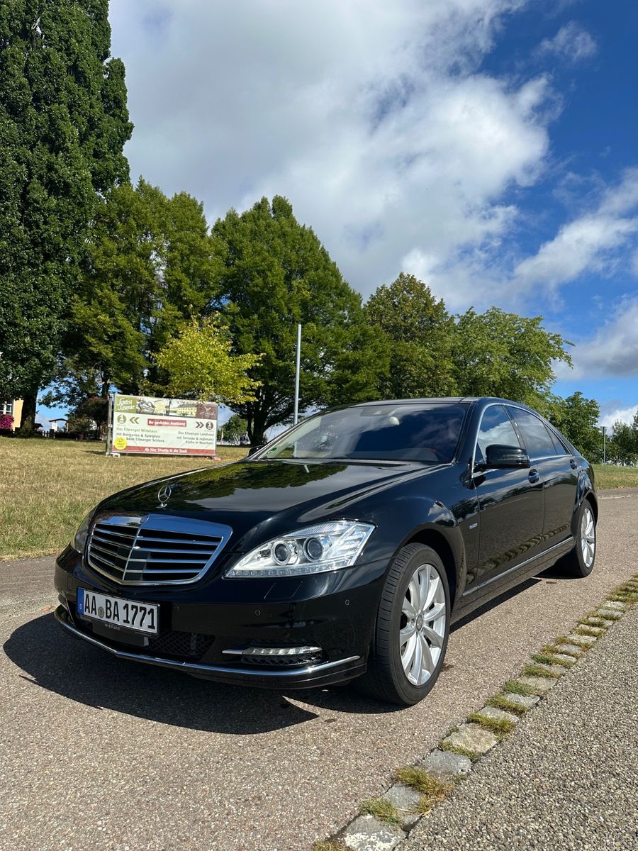 Mercedes-Benz S 550 S 550