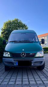 Mercedes-Benz Sprinter - Camper - startklar für Roadtrips - Mercedes-Benz Sprinter aus 2003: Van