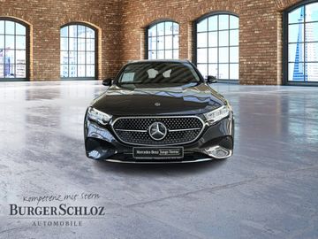 Mercedes E 220 - 2
