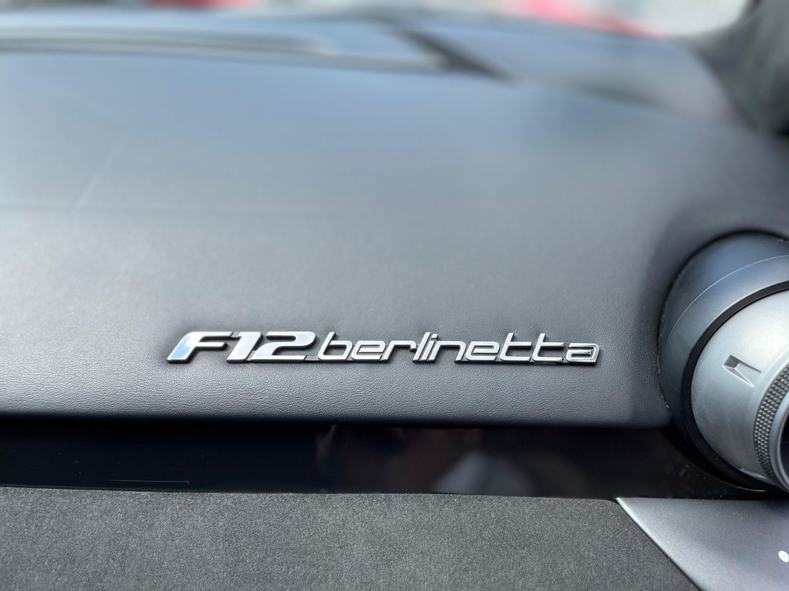 Fahrzeugabbildung Ferrari F12 Berlinetta Novitec |Carbon|LED Lenkrad|Navi|