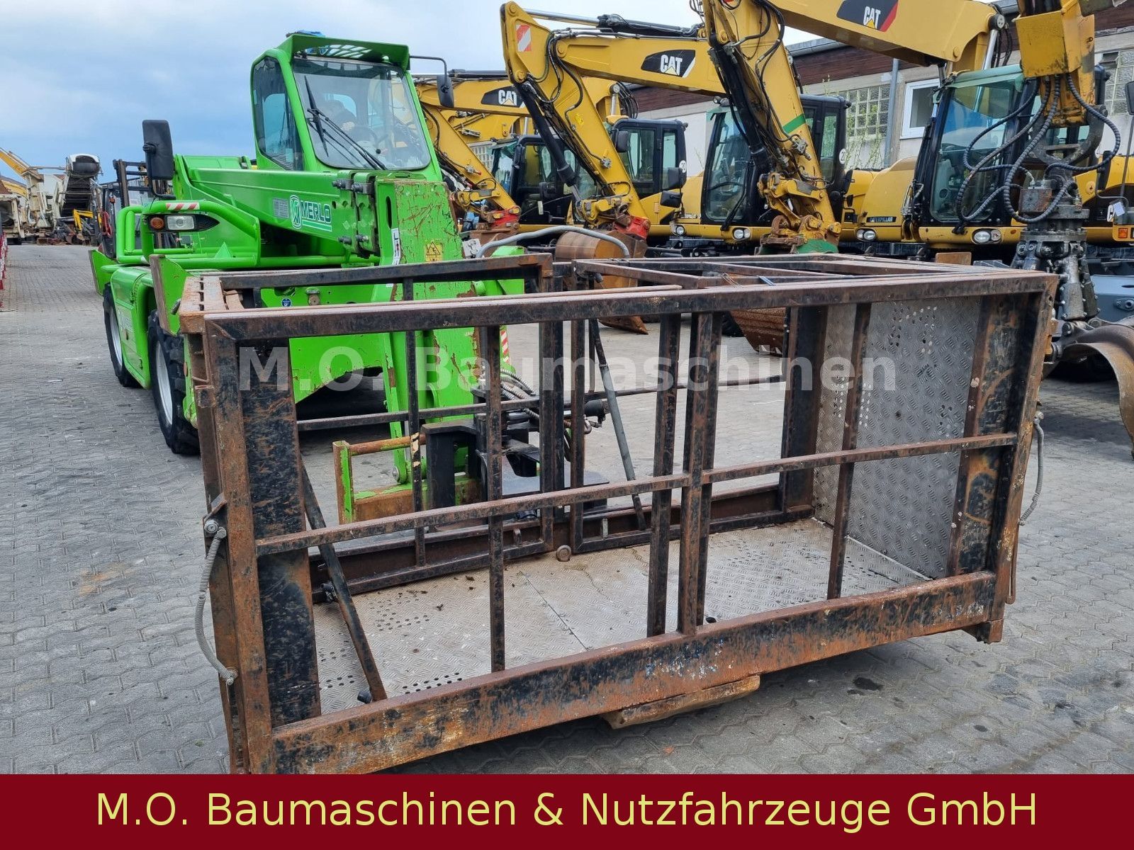 Fahrzeugabbildung Merlo Roto 38.16 S / SW / Gabel /Schaufel / Haken /