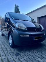 Opel Vivaro 1.9  l2h1  9 Sitzplatz - gebrauchte Opel Vivaro aus dem Jahr 2005