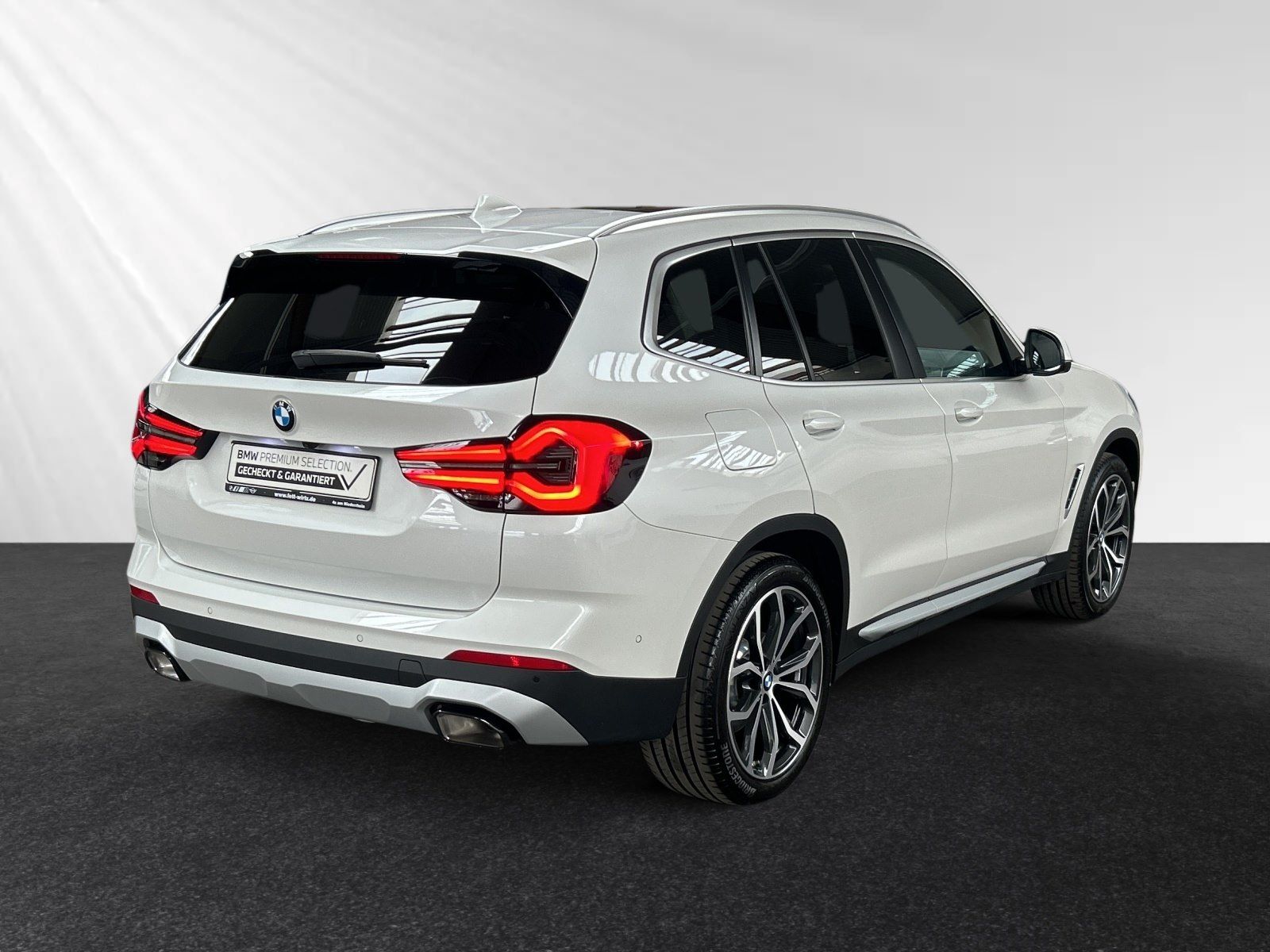 BMW X3 xDrive20i AHK Panorama HiFi Sportsitz foto 3