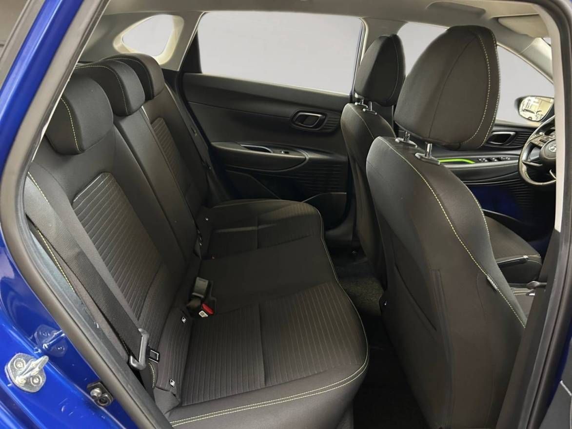 Fahrzeugabbildung Hyundai i20  Intro Edition Dach-Lackierung
