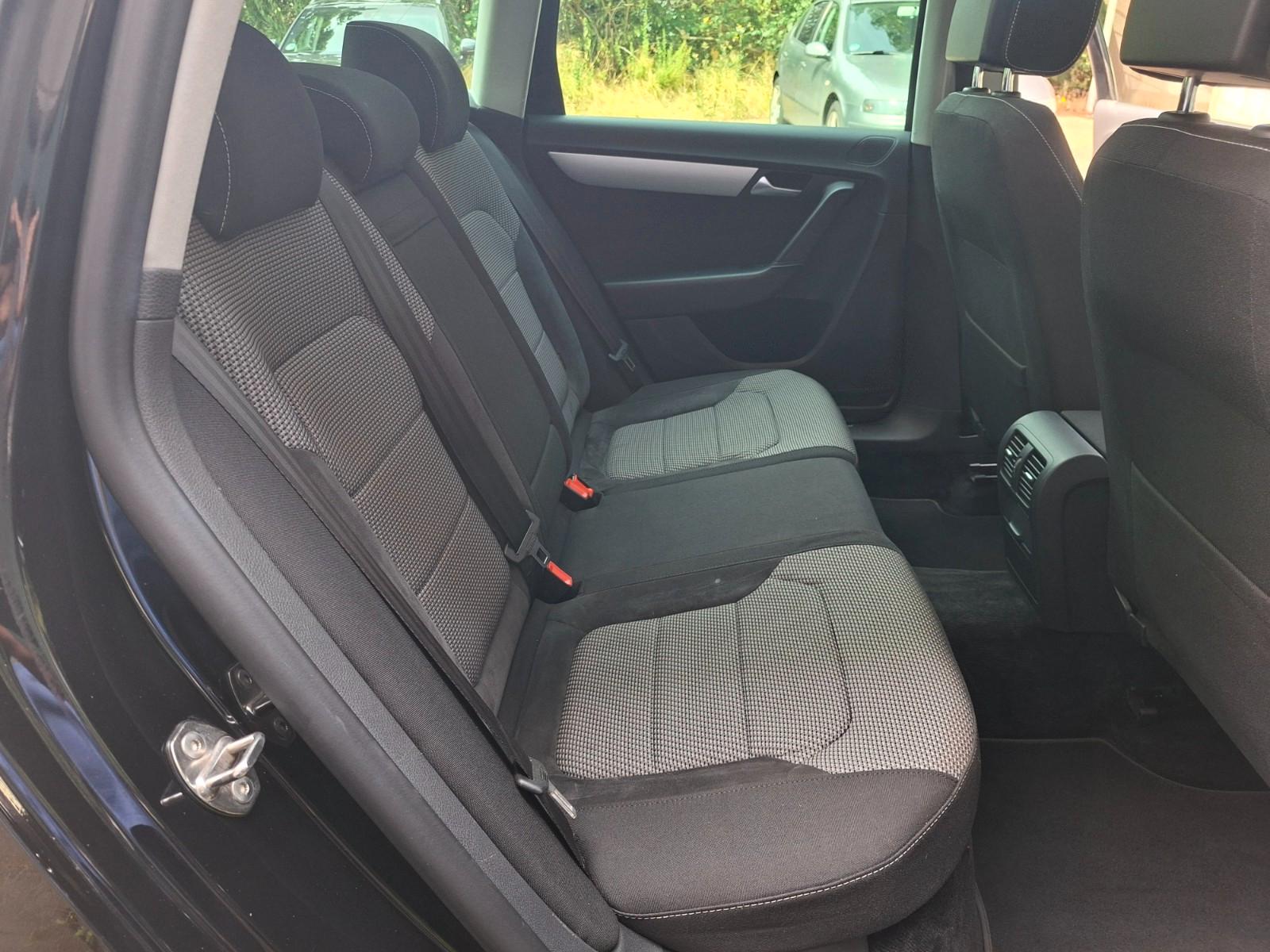 Volkswagen Passat Alltrack 2013 — photo 34