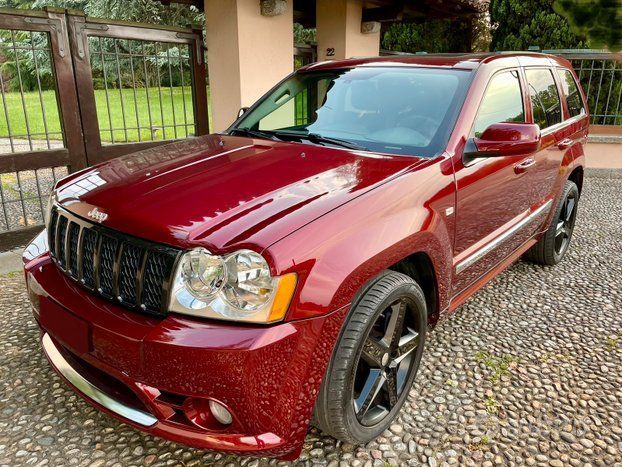 Jeep Grand Cherokee SRT-8