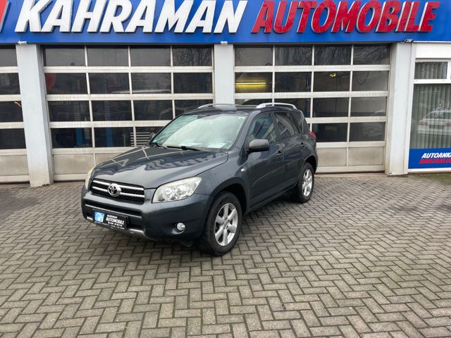 Toyota RAV4 Team**4X4**KLIMA*STZH*TEMP*AHK**