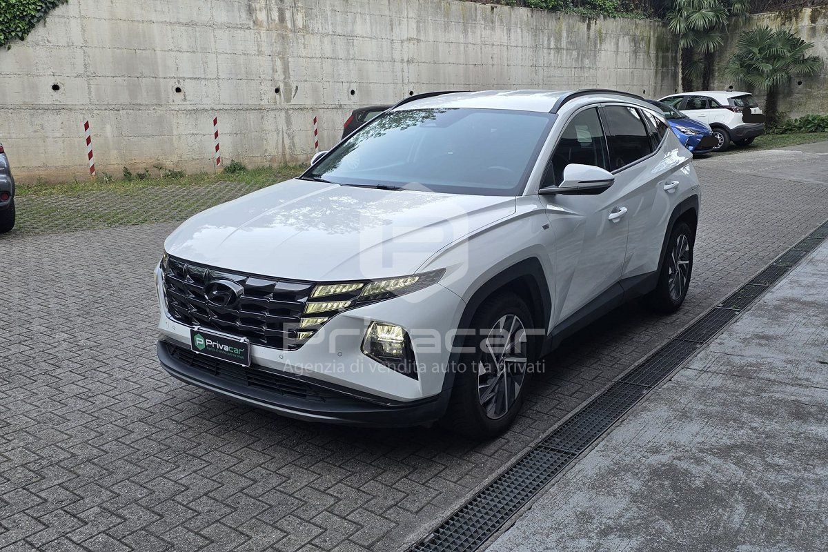 Hyundai TUCSON - 1