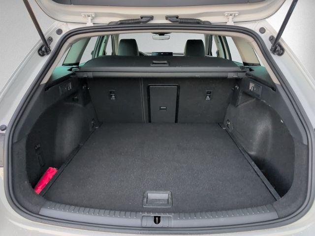 Leon Sportstourer 2.0 TSI DSG AHK+NAVI.+LED+RFK+