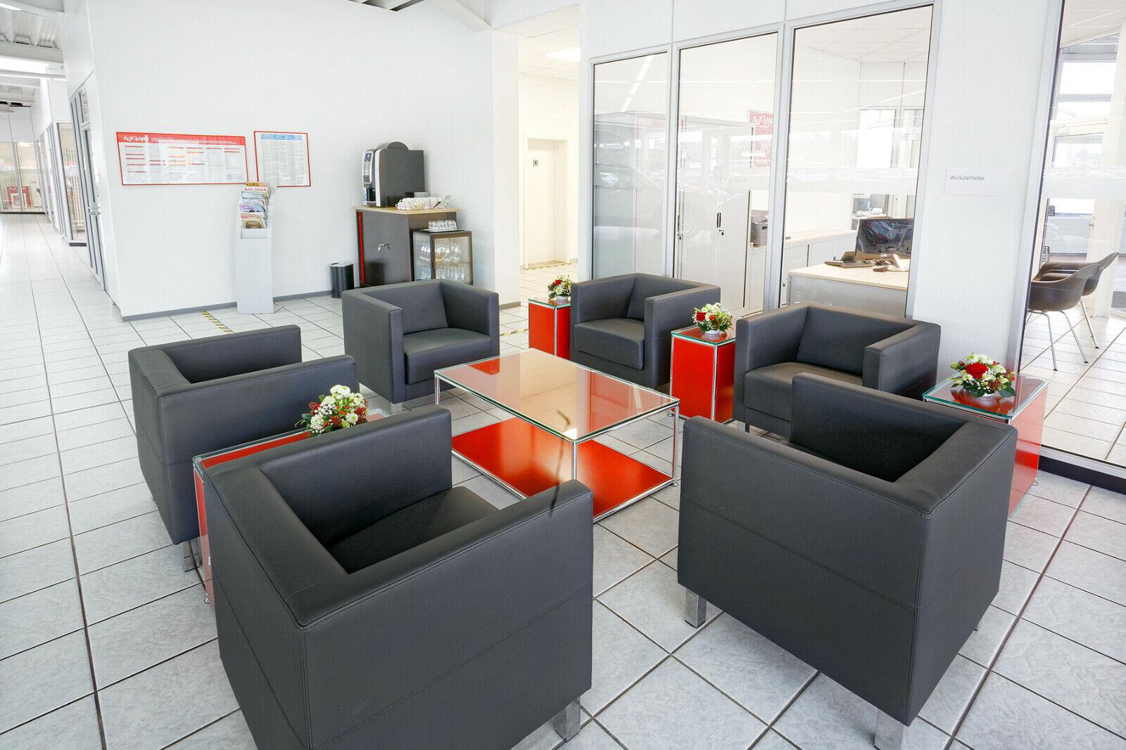 showroom-image-bottom