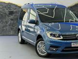 Volkswagen Caddy DSG Highline-Behindertengerecht-Rampe - Volkswagen Caddy: Highline