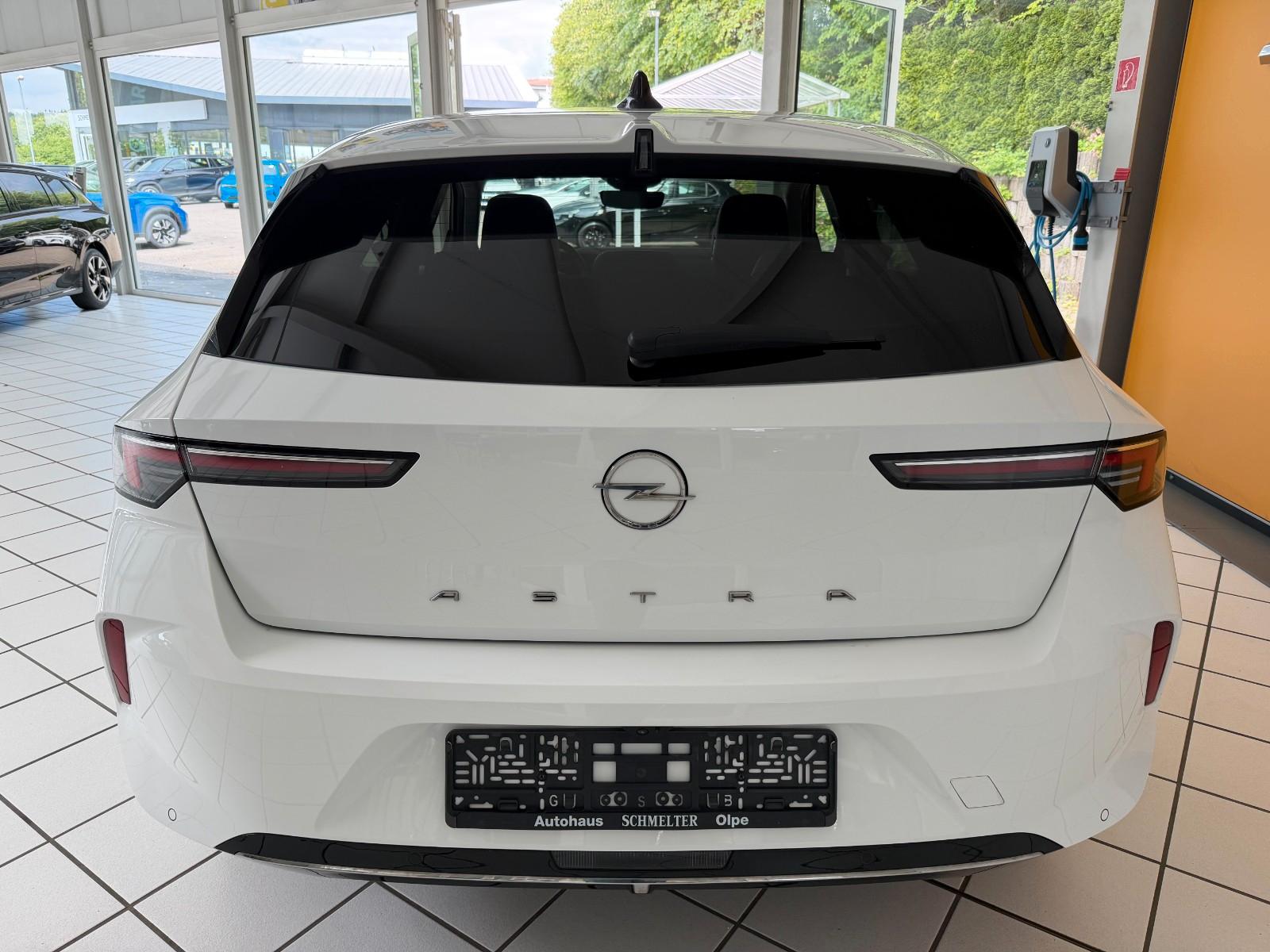 Opel Astra L Lim. 5-trg. Elegance Navi über Handy+LED