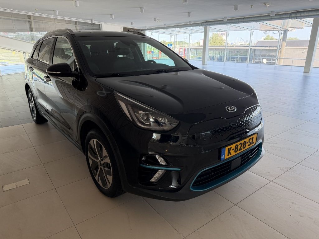 Kia e-Niro Dynamic PlusLine 64 kWh SOH 100% imagem 3
