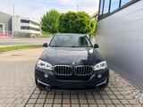 BMW X5 xDrive 35 i Leder/Navi/LED/AHK/Standheizung - Behindertengerechte BMW X5